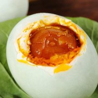 神丹油黄咸鸭蛋正宗红心流油盐蛋熟食家庭下饭菜真空装熟咸蛋